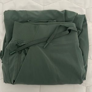 Target Woven Cargo Pants, Size Medium, Light Green